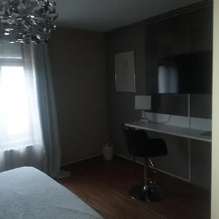 Aux Berges De Sambre *