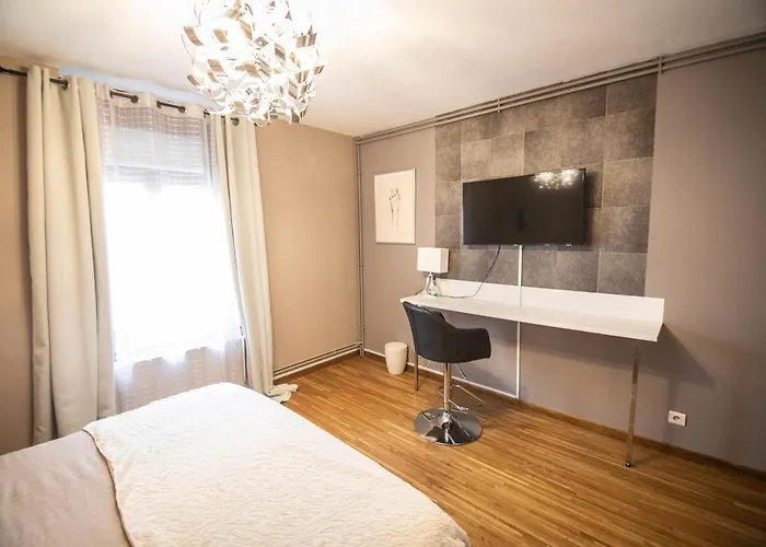 Aux Berges De Sambre *